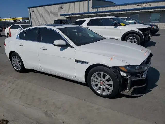 2019 JAGUAR XE
