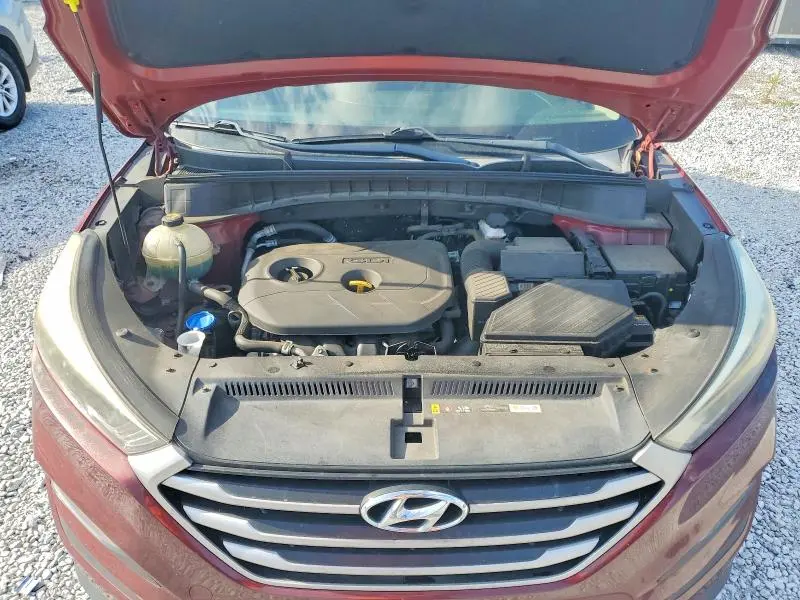 2017 HYUNDAI TUCSON SE PLUS  