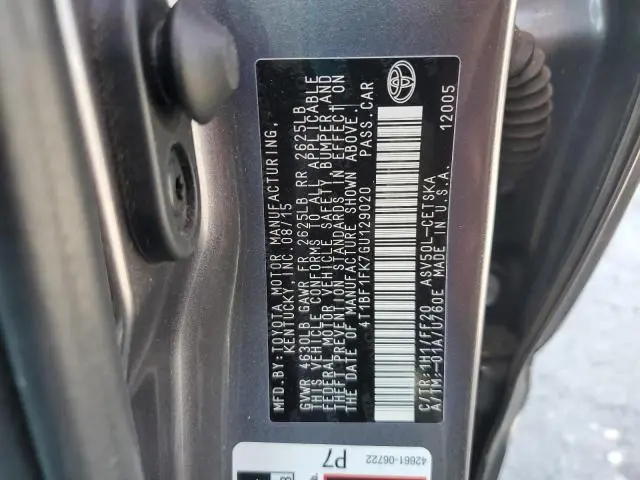 2016 TOYOTA CAMRY LE  