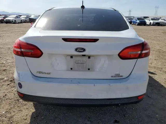 2016 FORD FOCUS SE  