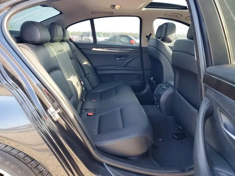2012 BMW 528 XI  