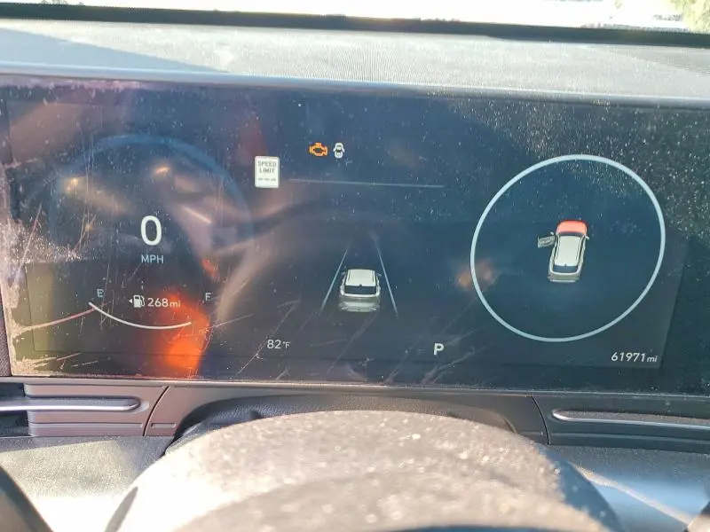 2024 HYUNDAI KONA   