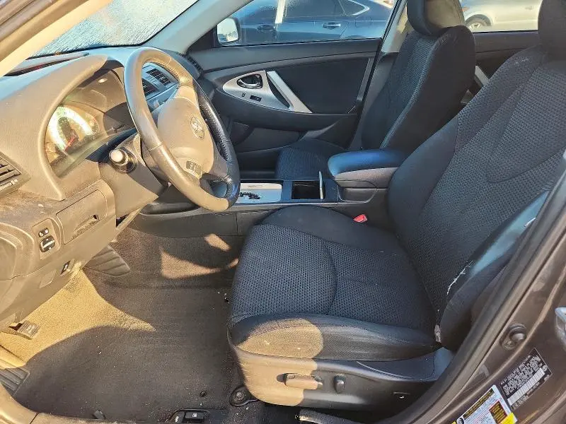 2010 TOYOTA CAMRY SE V6  