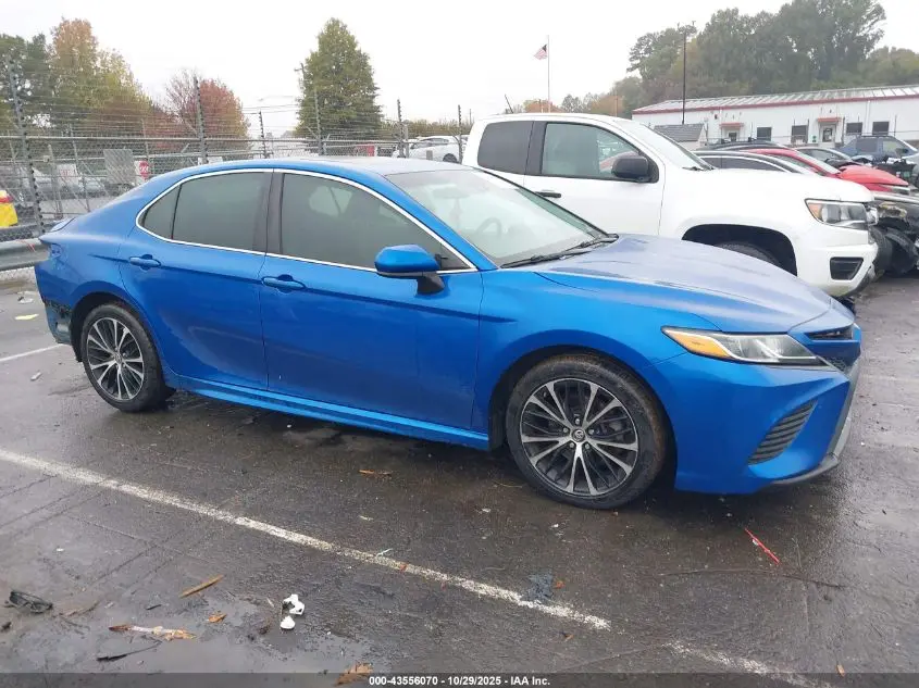 2018 TOYOTA CAMRY SE
