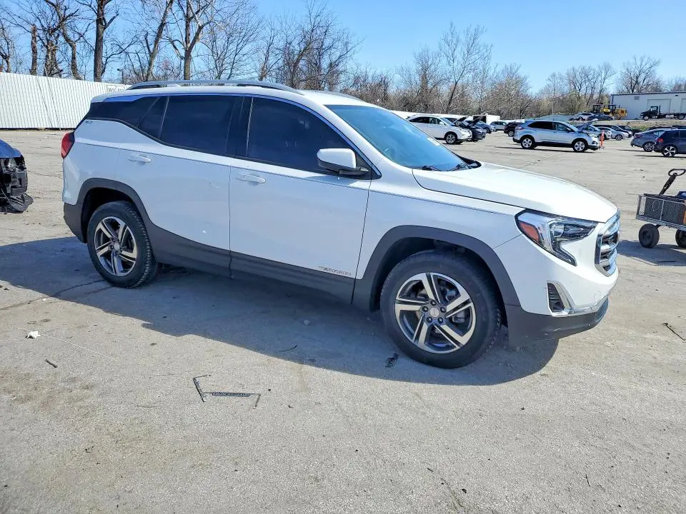 2020 GMC TERRAIN SLT  