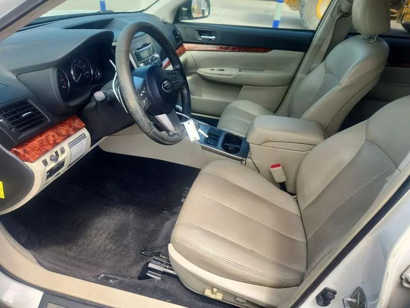2011 SUBARU OUTBACK 2.5I LIMITED  