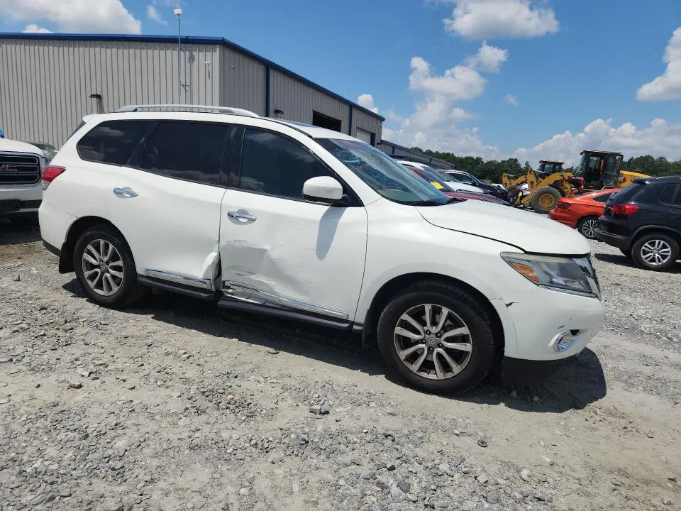 2015 NISSAN PATHFINDER SL  