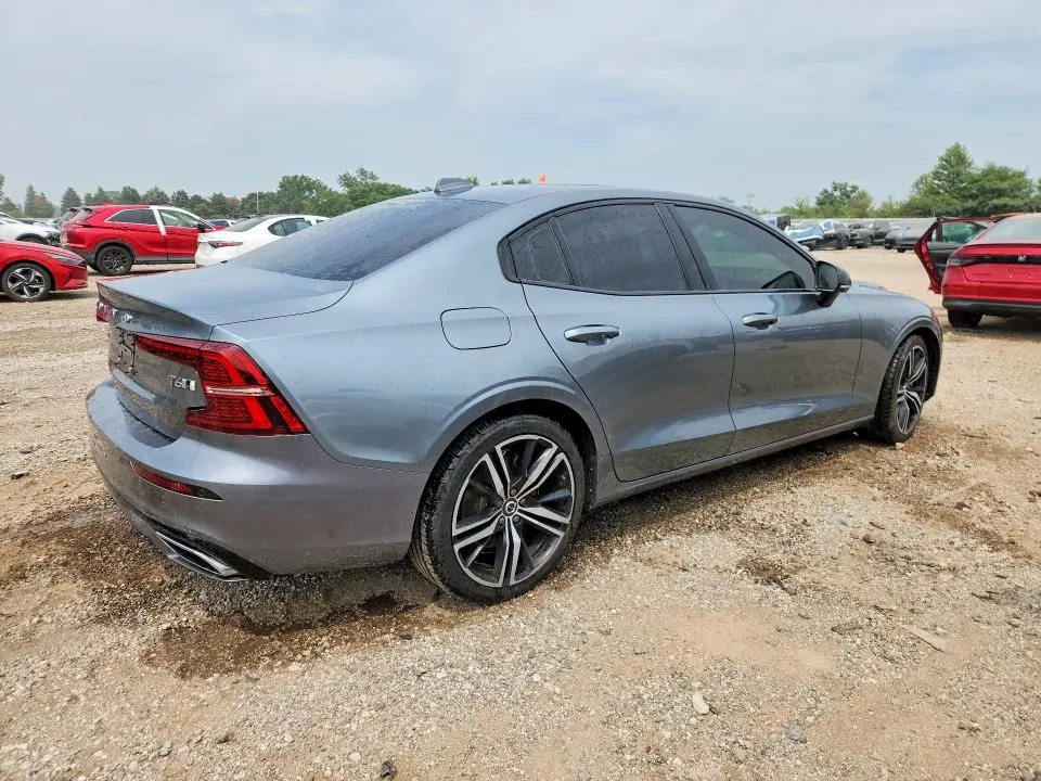2019 VOLVO S60 T6 R-DESIGN  