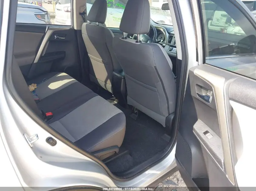 2015 TOYOTA RAV4 XLE