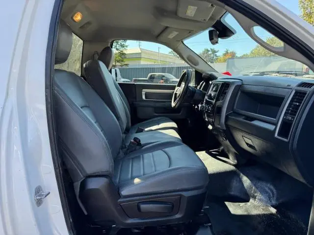 2016 RAM 1500 ST