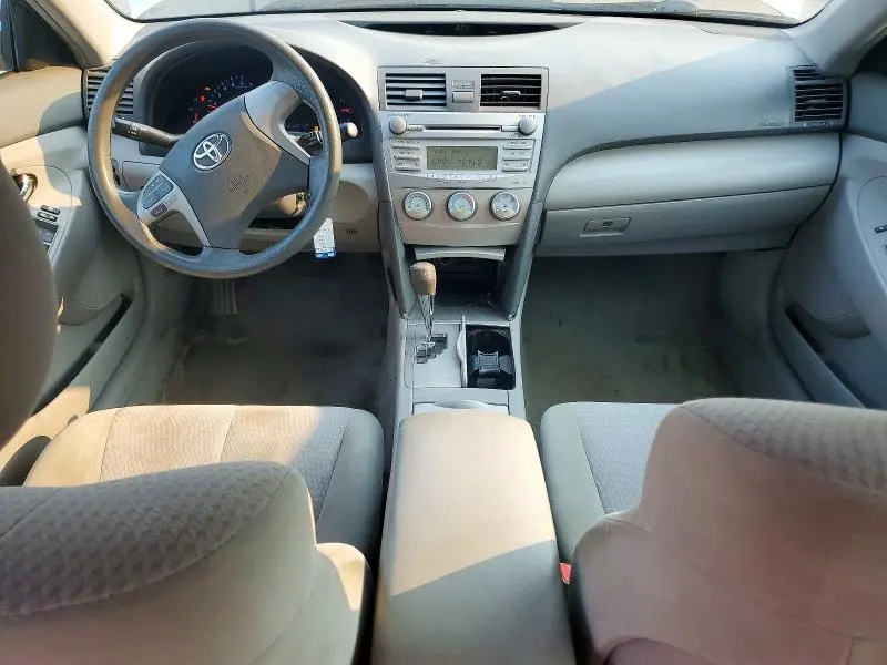 2011 TOYOTA CAMRY LE  