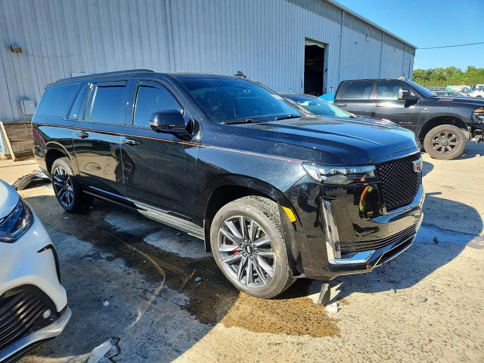 2023 CADILLAC ESCALADE ESV SPORT  