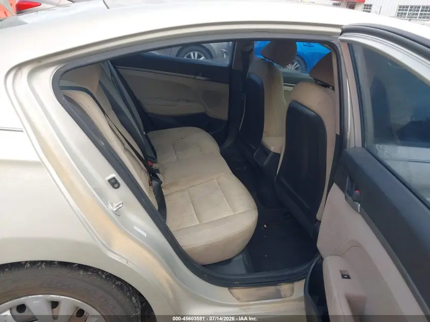 2017 HYUNDAI ELANTRA SE