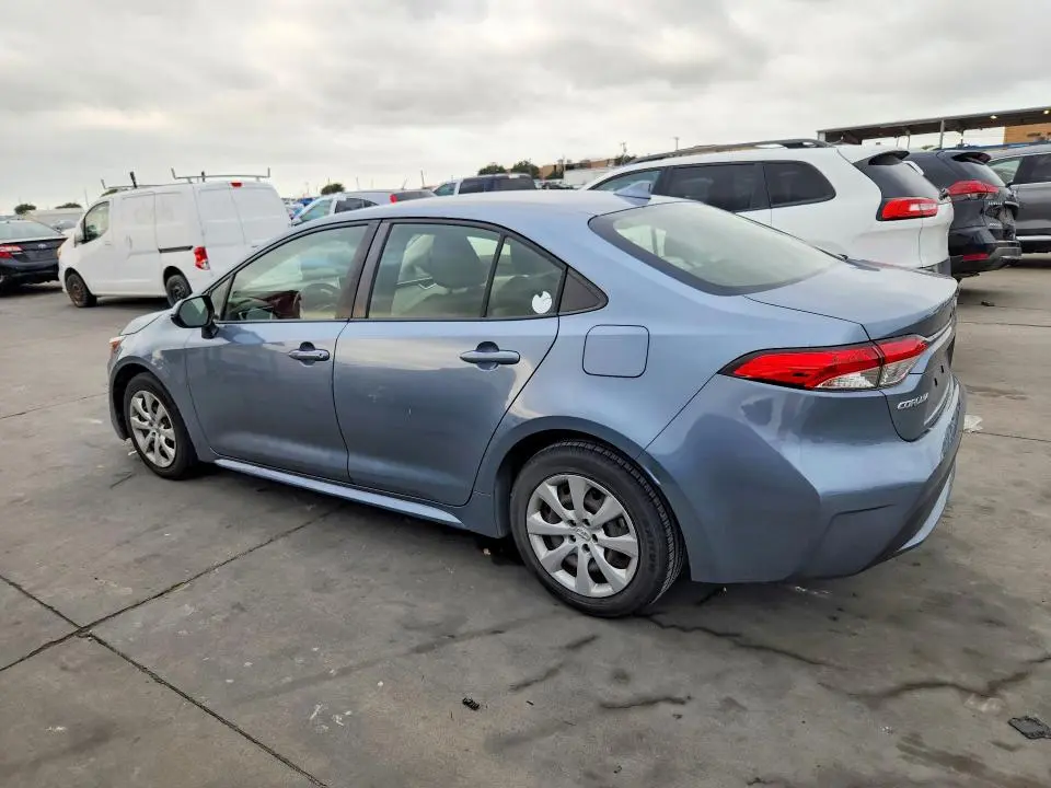 2021 TOYOTA COROLLA LE  
