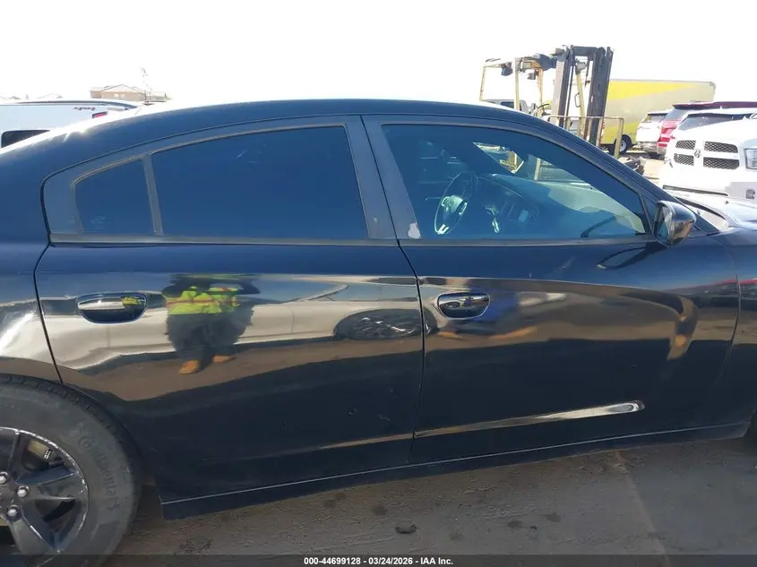2014 DODGE CHARGER SE