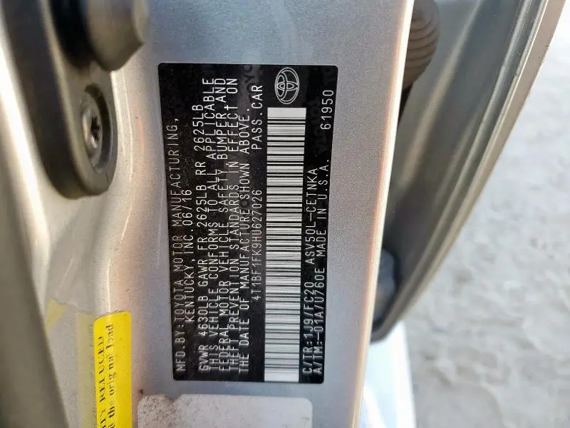 2017 TOYOTA CAMRY LE  