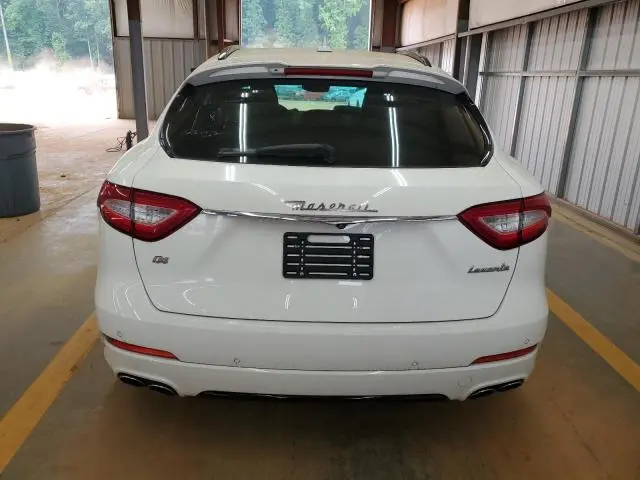 2018 MASERATI LEVANTE SPORT  