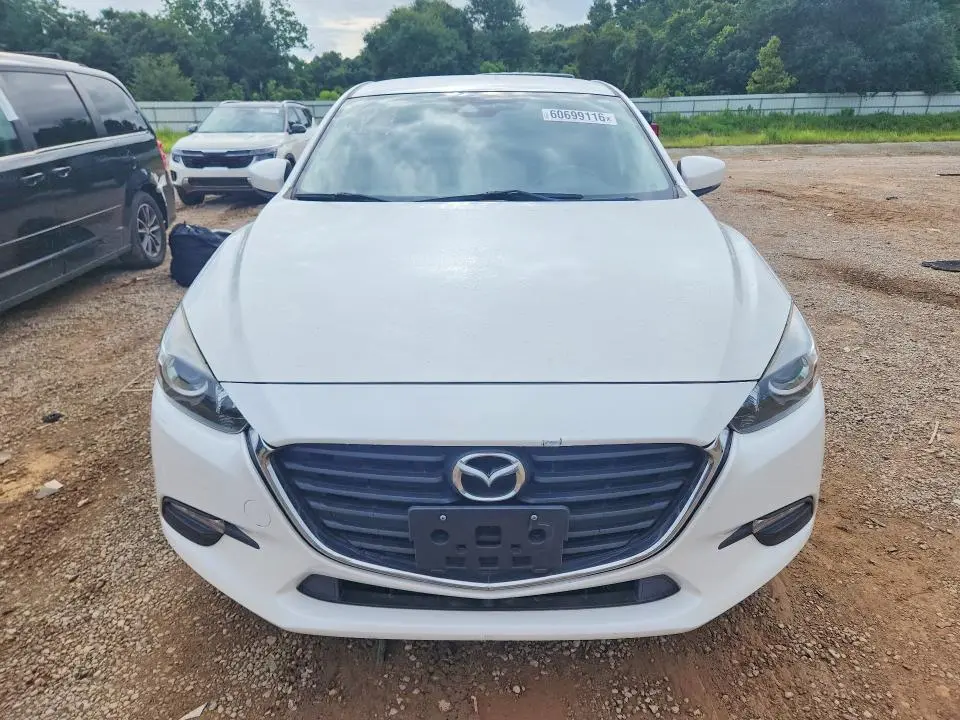 2017 MAZDA 3 TOURING  