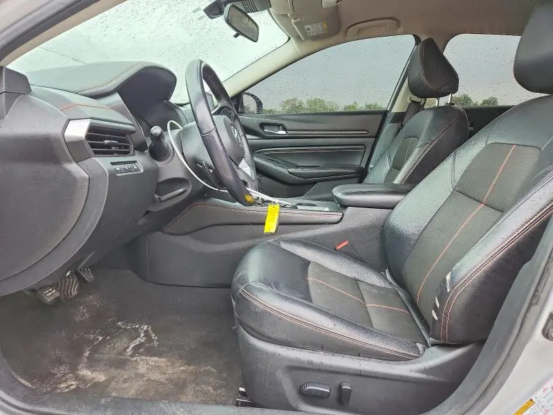 2021 NISSAN ALTIMA SR  