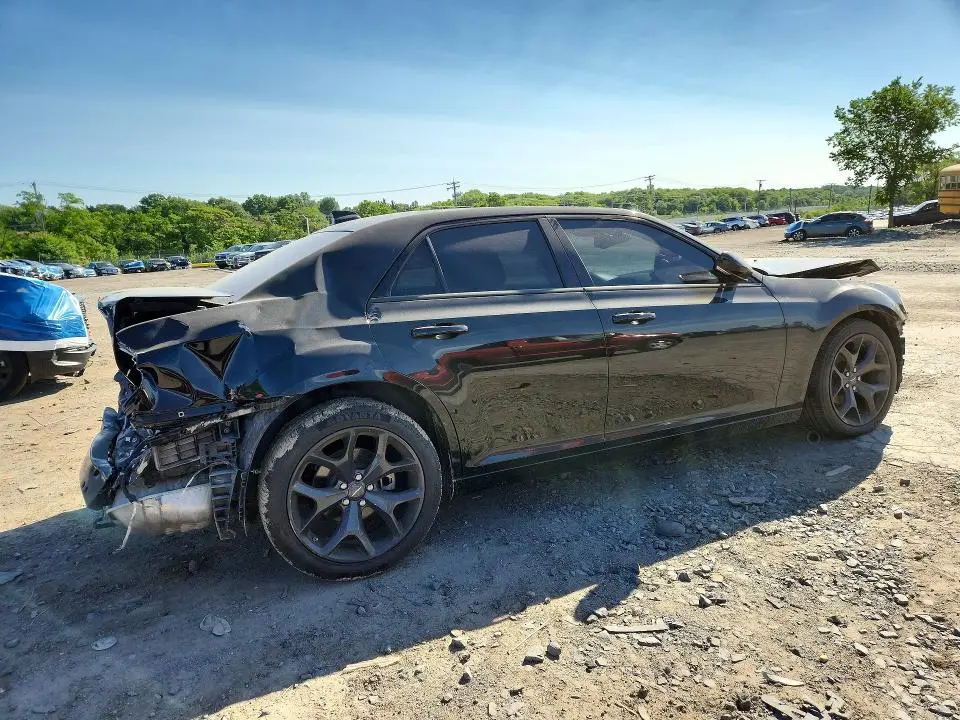 2022 CHRYSLER 300 S  