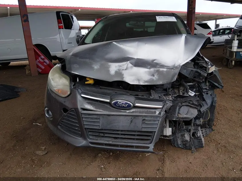 2012 FORD FOCUS SE