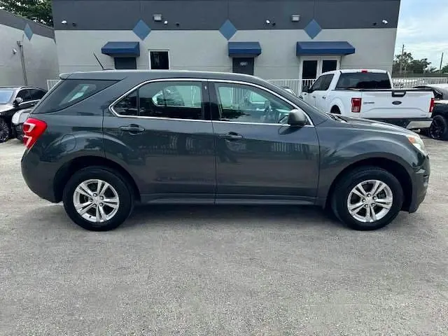 2017 CHEVROLET EQUINOX LS  
