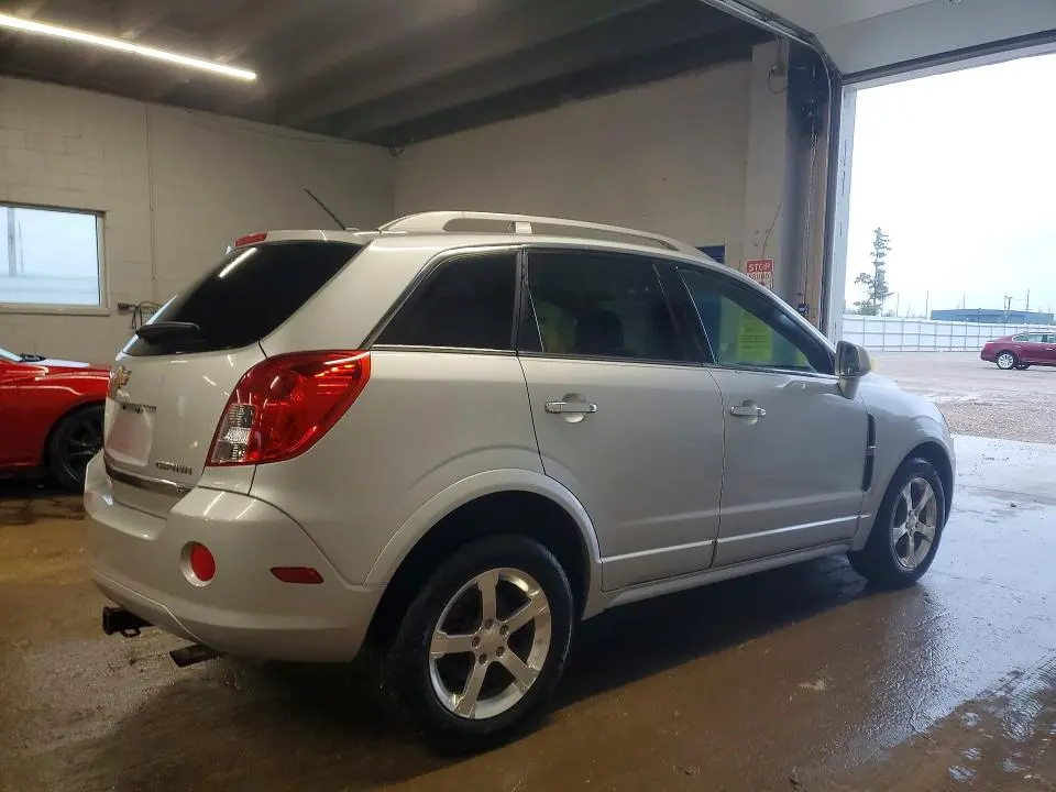 2014 CHEVROLET CAPTIVA LT  