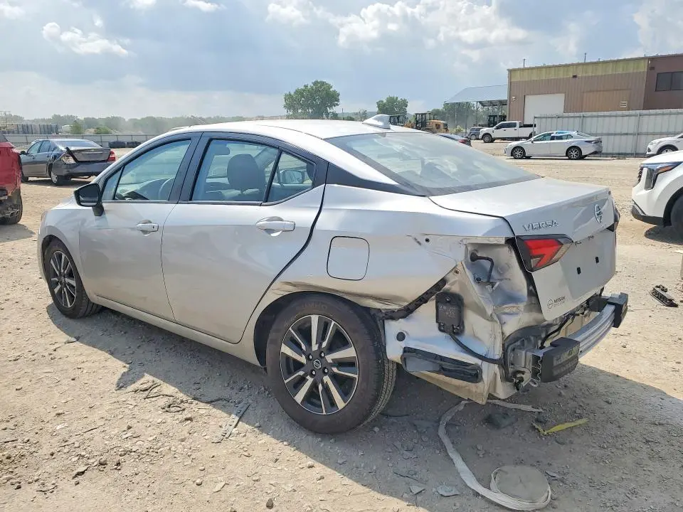 2021 NISSAN VERSA SV  