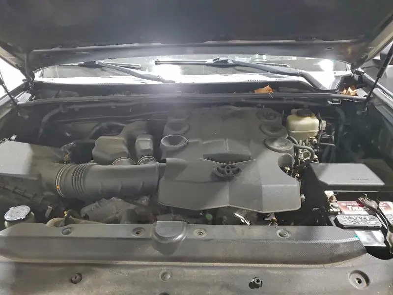 2012 TOYOTA 4RUNNER SR5  