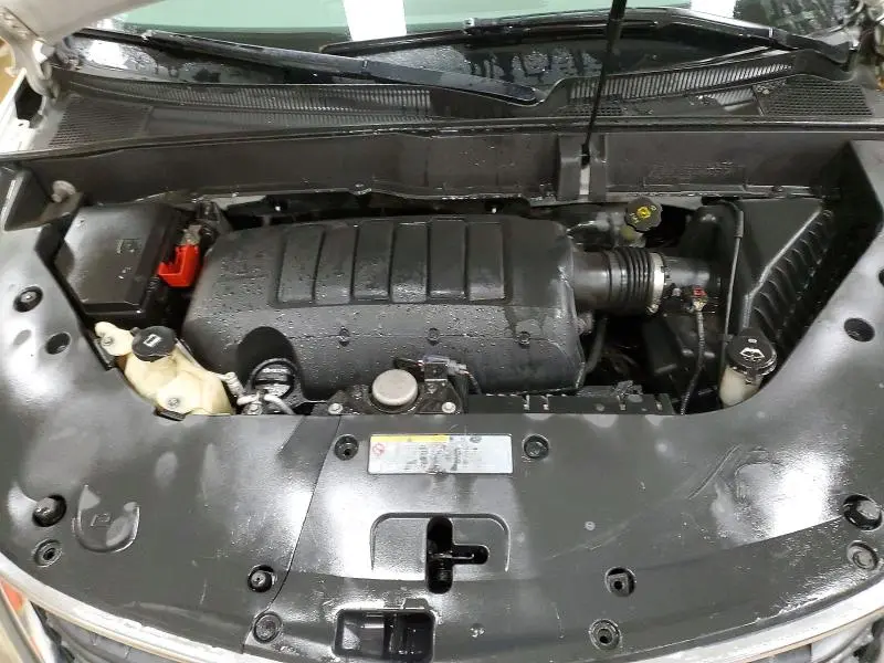2013 CHEVROLET TRAVERSE LS  