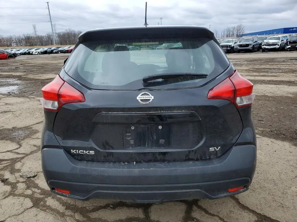 2019 NISSAN KICKS SV  