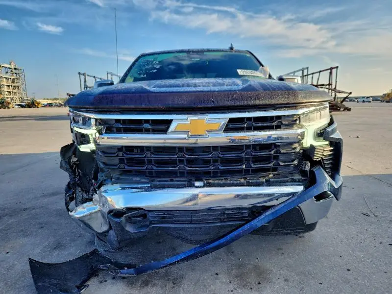 2022 CHEVROLET SILVERADO K1500 LT  