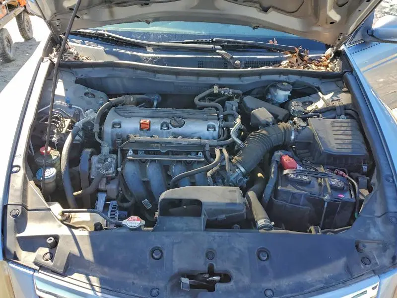 2011 HONDA ACCORD LX  