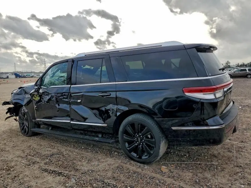 2023 LINCOLN NAVIGATOR L RESERVE  