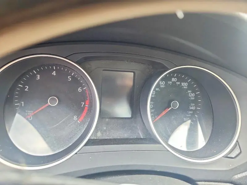2015 VOLKSWAGEN JETTA SE  