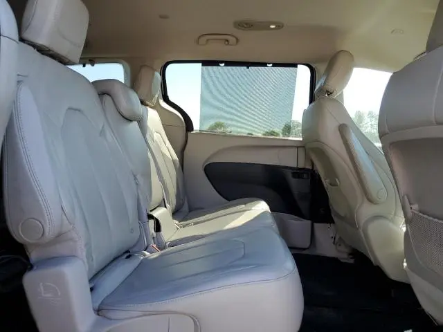 2017 CHRYSLER PACIFICA TOURING L  