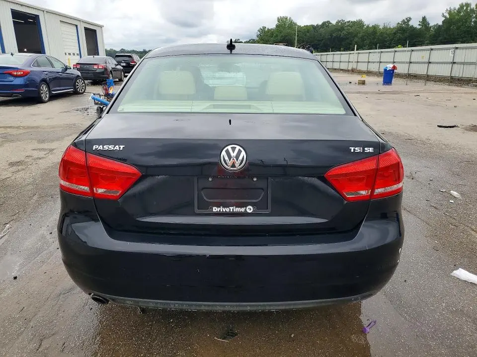 2014 VOLKSWAGEN PASSAT SE  