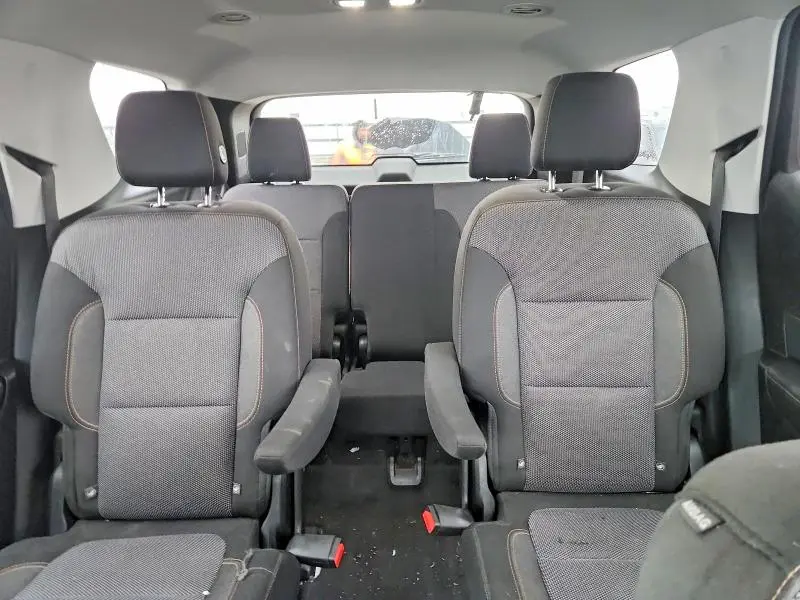 2018 CHEVROLET TRAVERSE LT  