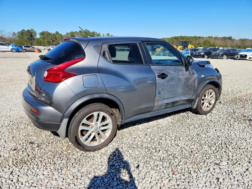 2013 NISSAN JUKE S  