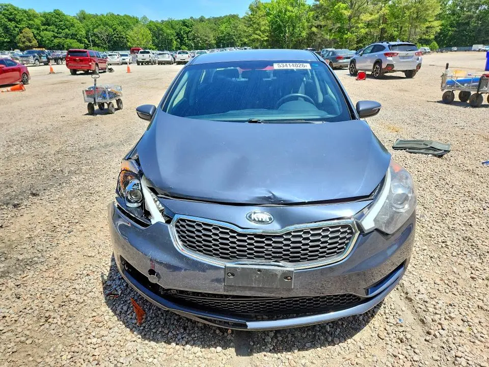 2016 KIA FORTE LX  
