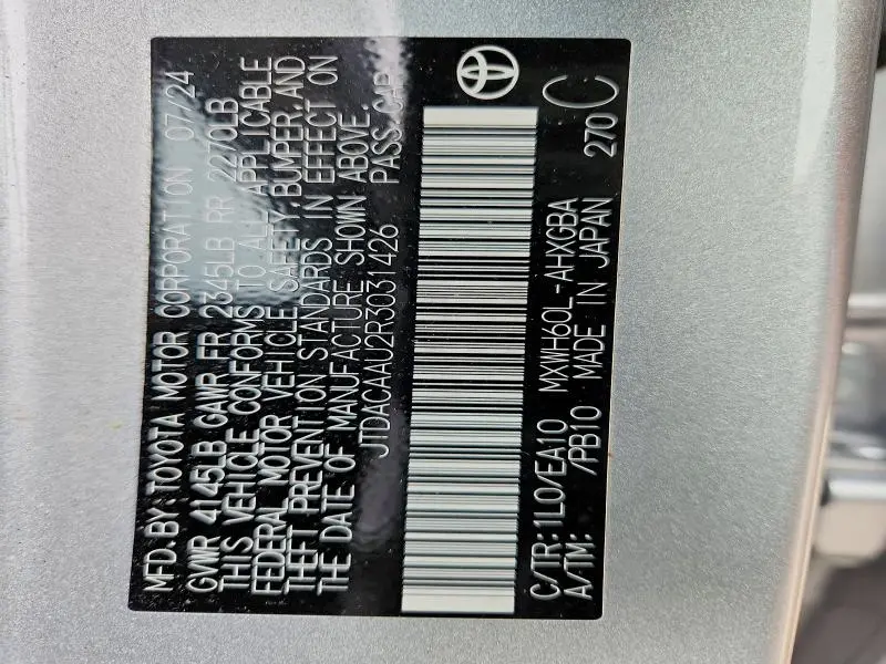 2024 TOYOTA PRIUS XLE  