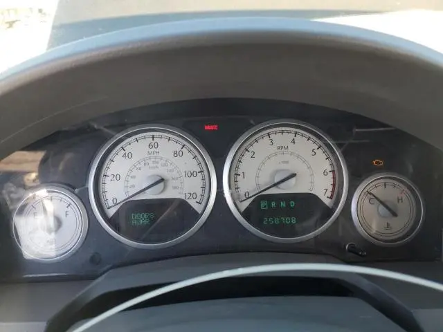 2010 CHRYSLER TOWN & COUNTRY TOURING  