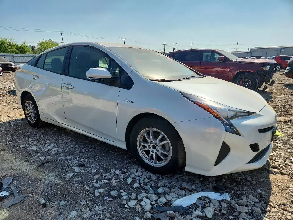 2016 TOYOTA PRIUS THREE  