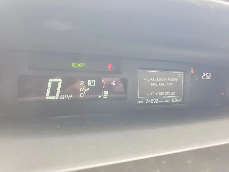 2017 TOYOTA PRIUS V FIVE  