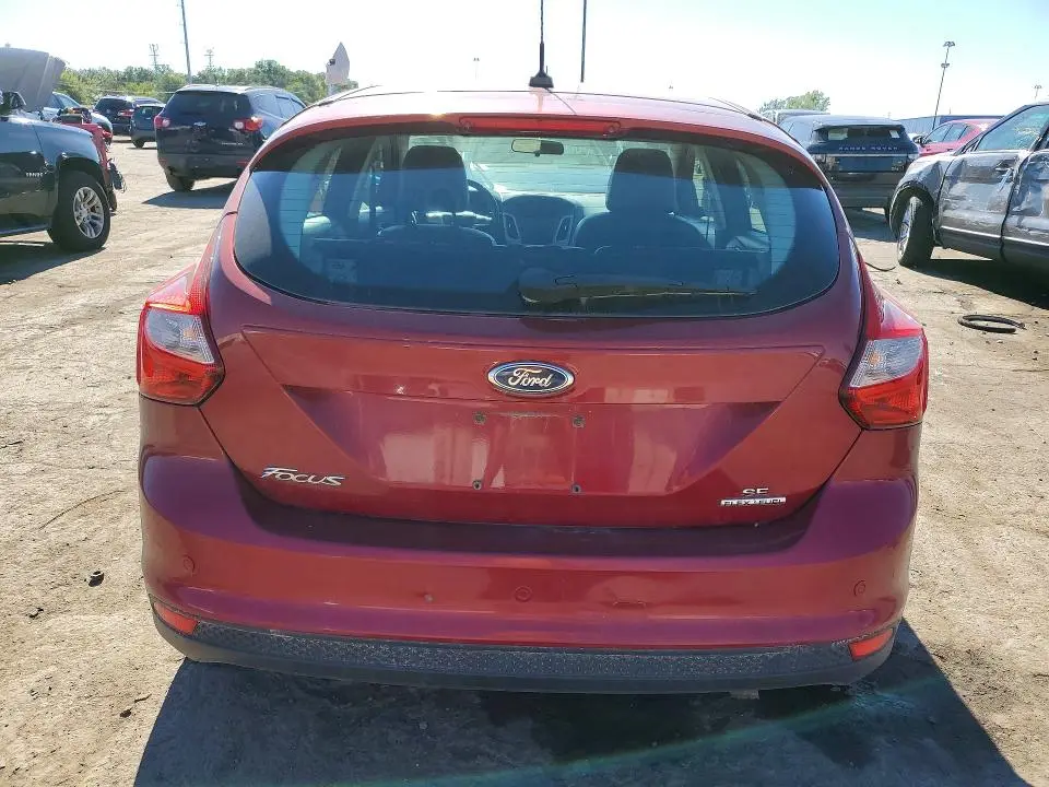 2014 FORD FOCUS SE  