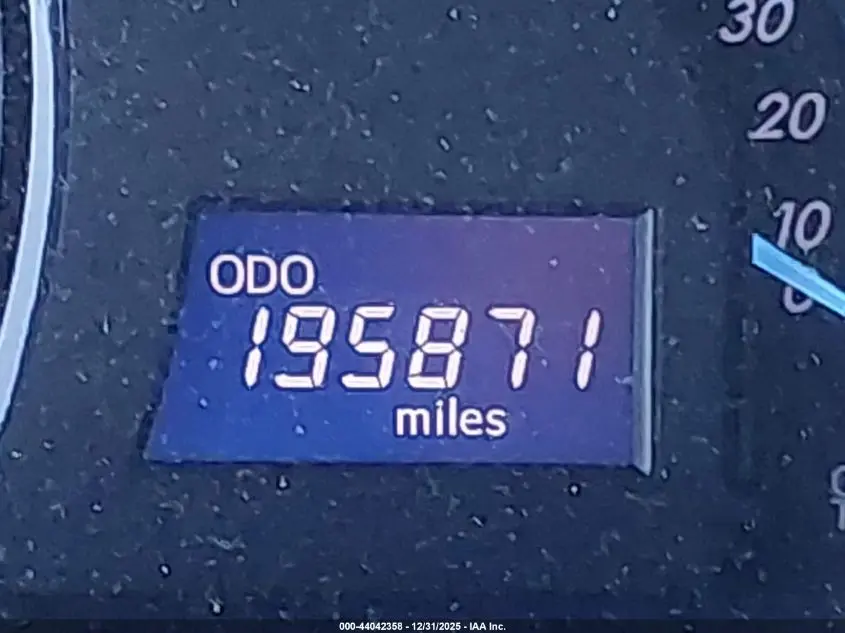 2015 TOYOTA CAMRY LE