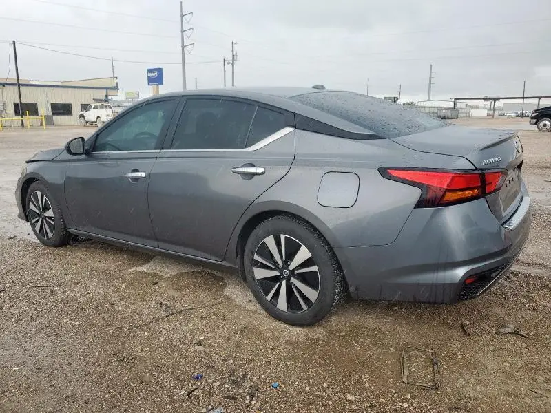 2021 NISSAN ALTIMA SV  