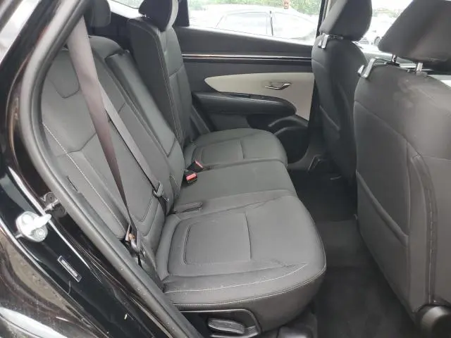 2023 HYUNDAI TUCSON SE  