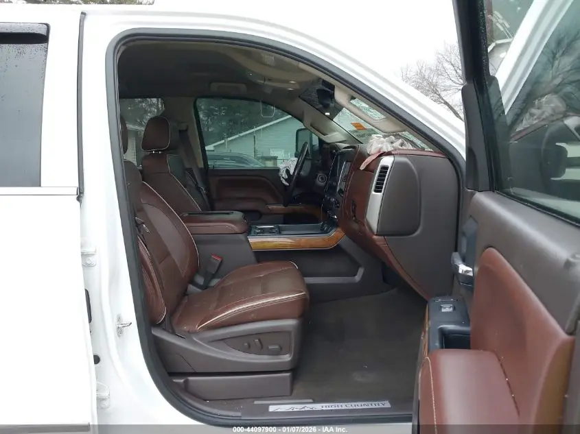 2016 CHEVROLET SILVERADO 2500HD HIGH COUNTRY