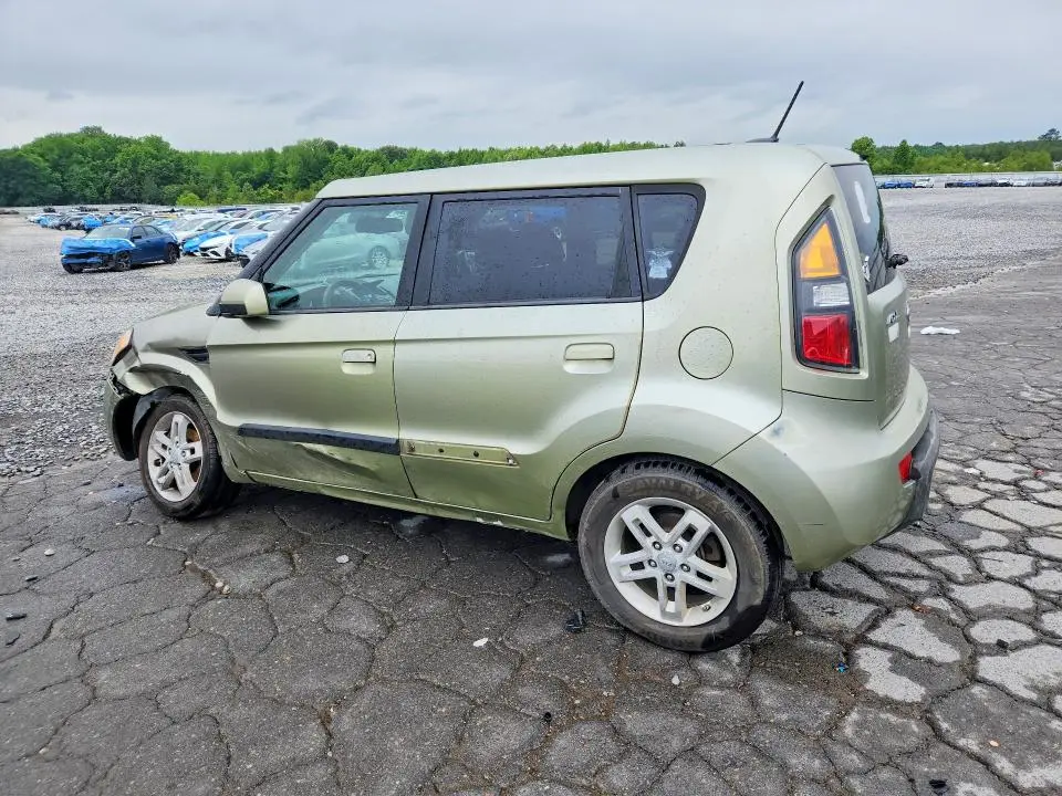2010 KIA SOUL +  